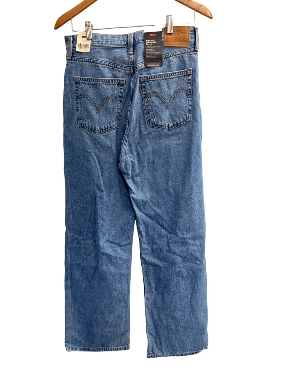 NWT Levi’s Ribcage Straight Ankle Jeans W28 L27 Medium Wash